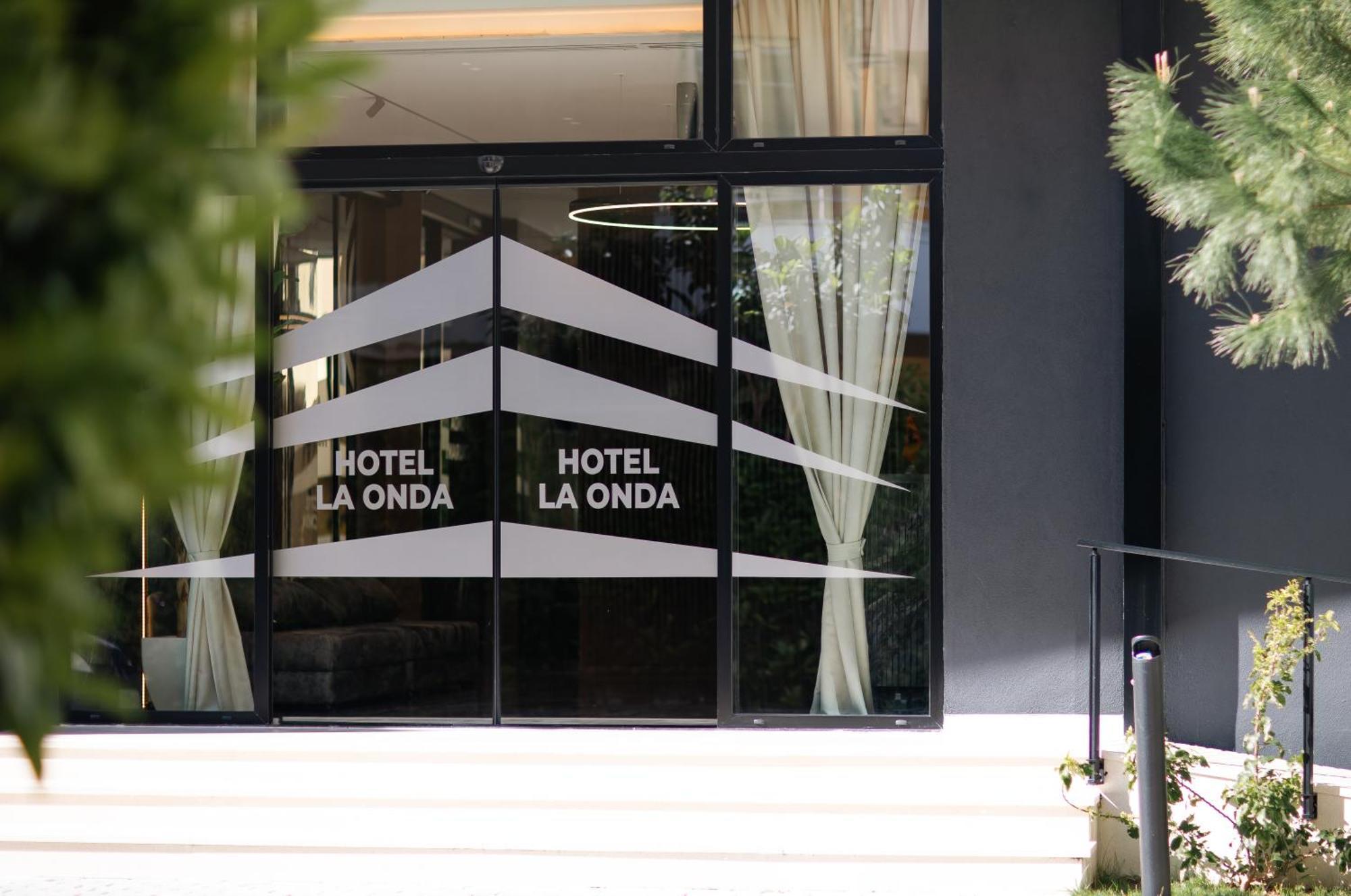 La Onda Hotel Durrës Esterno foto