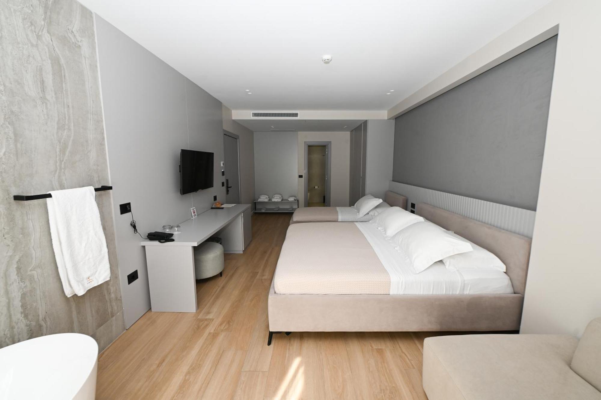 La Onda Hotel Durrës Esterno foto
