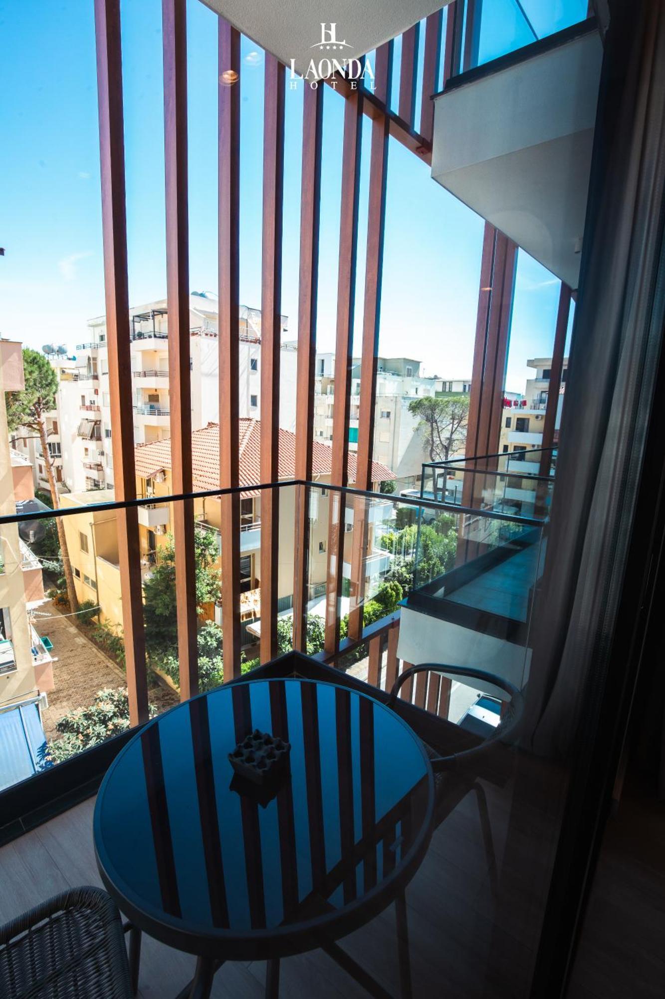 La Onda Hotel Durrës Esterno foto